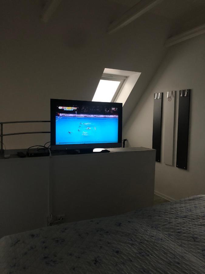 Holiday House Apartments Dajcic 瓦拉日丁托普利采 外观 照片